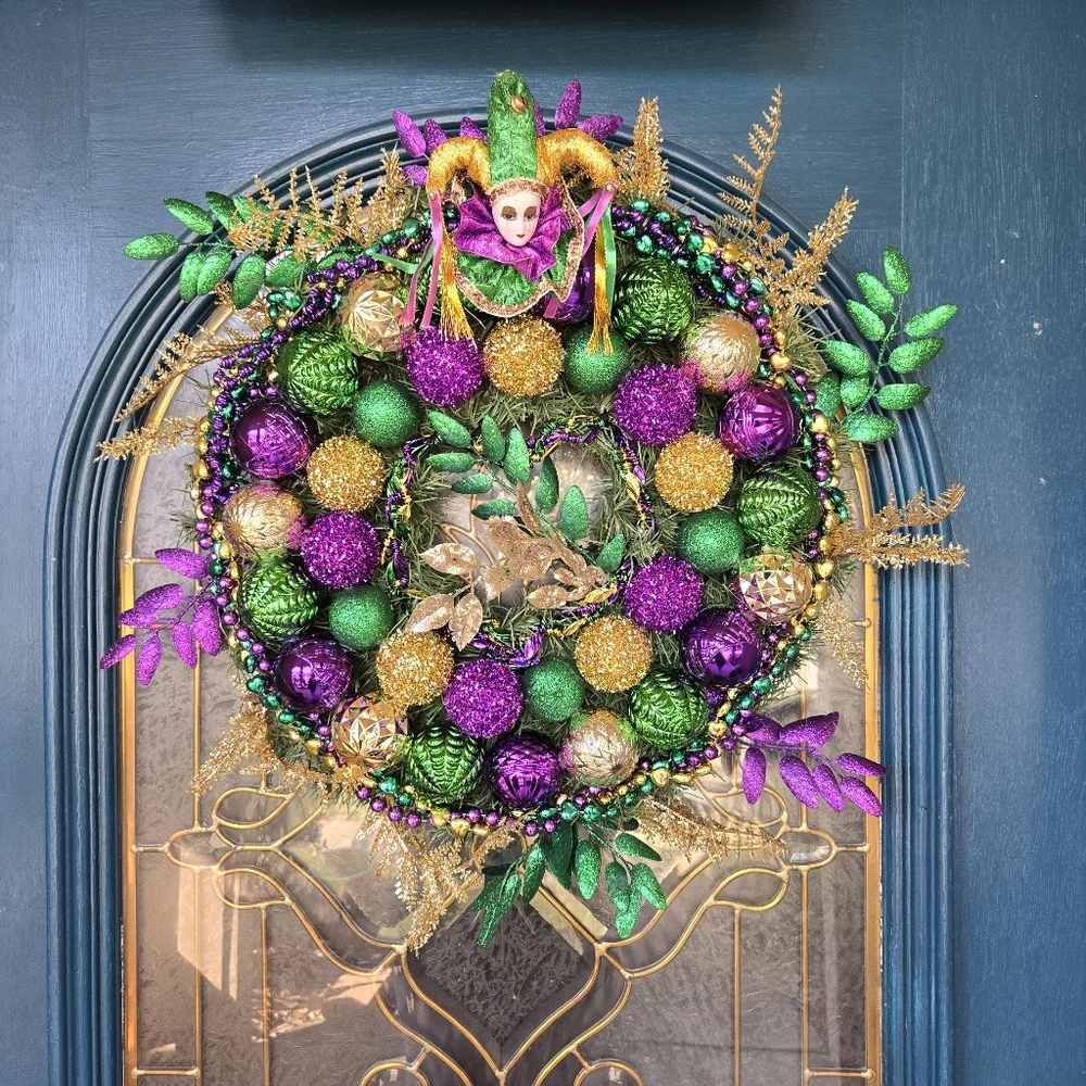 Mardi Gras Wreath: Let's Have A Ball!